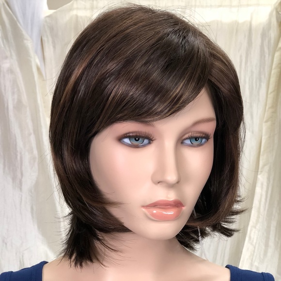 NWT Dark Brown with Honey Mid Length Layered Wig - Picture 2 of 8